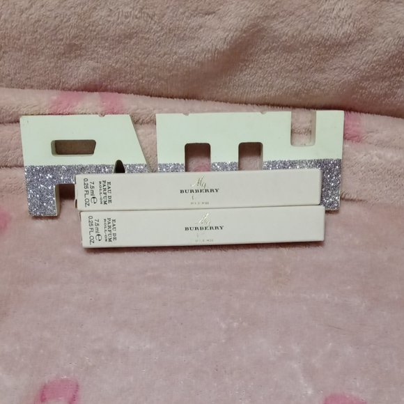 Burberry Other - AUTHENTIC Burberry